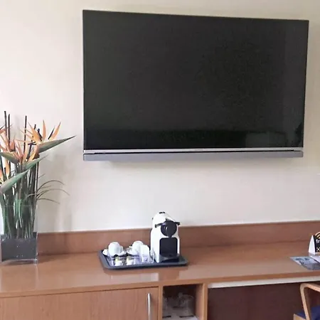 Отель Rh Sorolla Centro