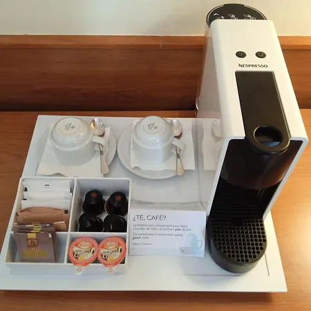 Rh Sorolla Centro فندق