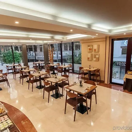 Rh Sorolla Centro Hotel 3*