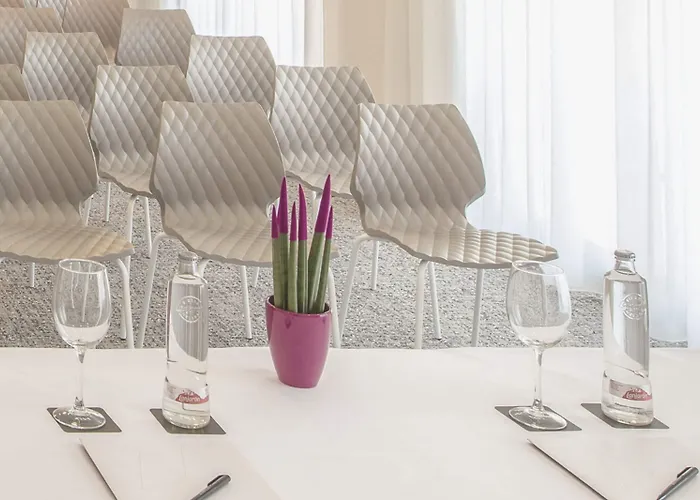 Hotel Rh Sorolla Centro 3*