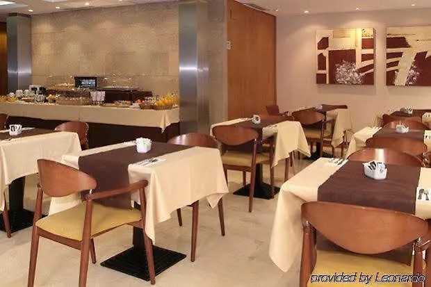 Rh Sorolla Centro 3*