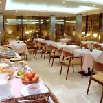 Rh Sorolla Centro Hotel