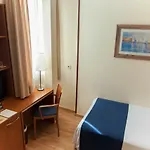 Rh Sorolla Centro Hotel 3*
