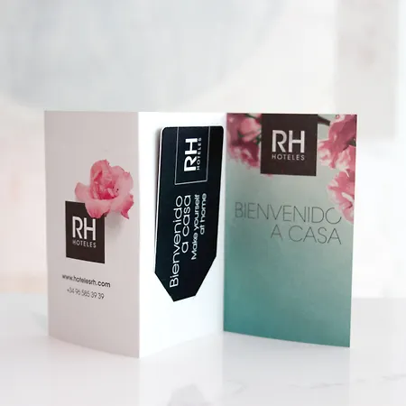 Rh Sorolla Centro فندق