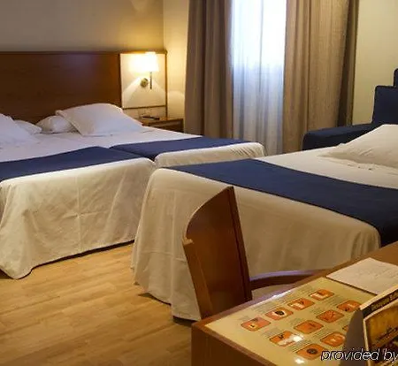 Rh Sorolla Centro Otel