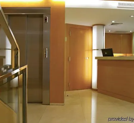 Rh Sorolla Centro Otel Valensiya