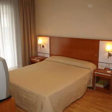 Rh Sorolla Centro 3*