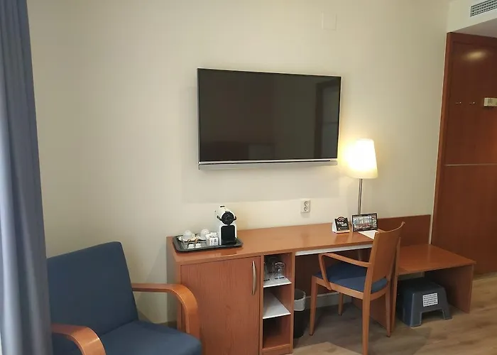 Rh Sorolla Centro Hotel 3*