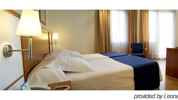 Rh Sorolla Centro 3*