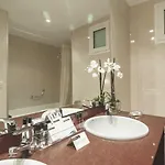 Rh Sorolla Centro Hotel